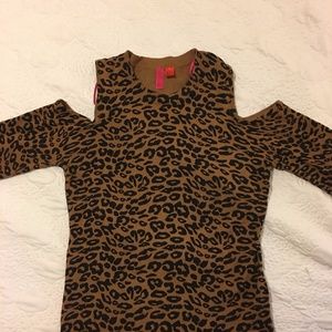 Cheetah print cold shoulder shirt